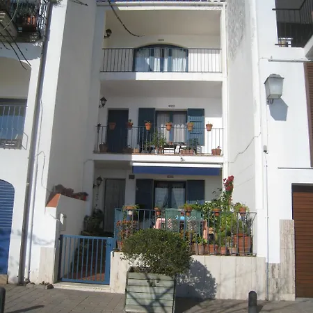 Duplex In Front Of The Sea In -130 *